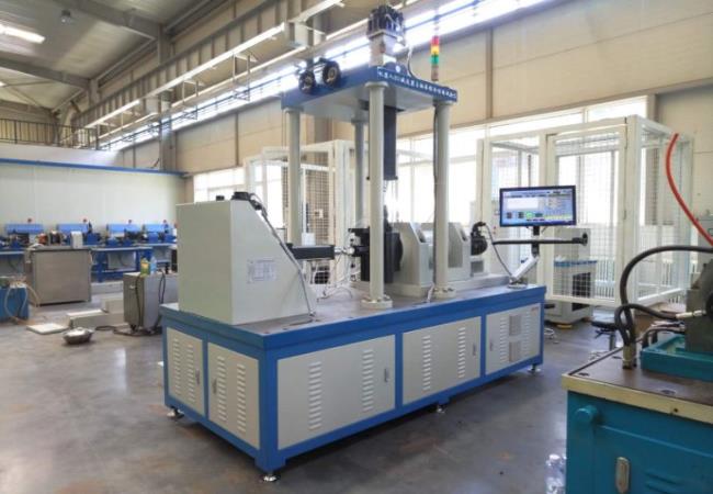 2021年中國(guó)試驗(yàn)機(jī)行業(yè)市場(chǎng)發(fā)展現(xiàn)狀與預(yù)測(cè)