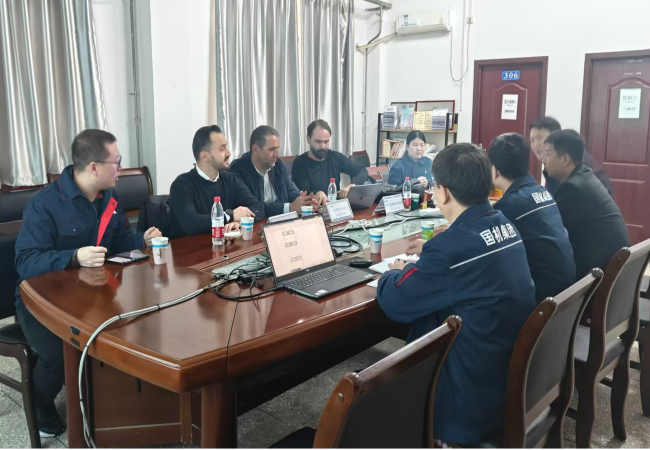 伊朗客戶到訪裝備試驗(yàn)事業(yè)部